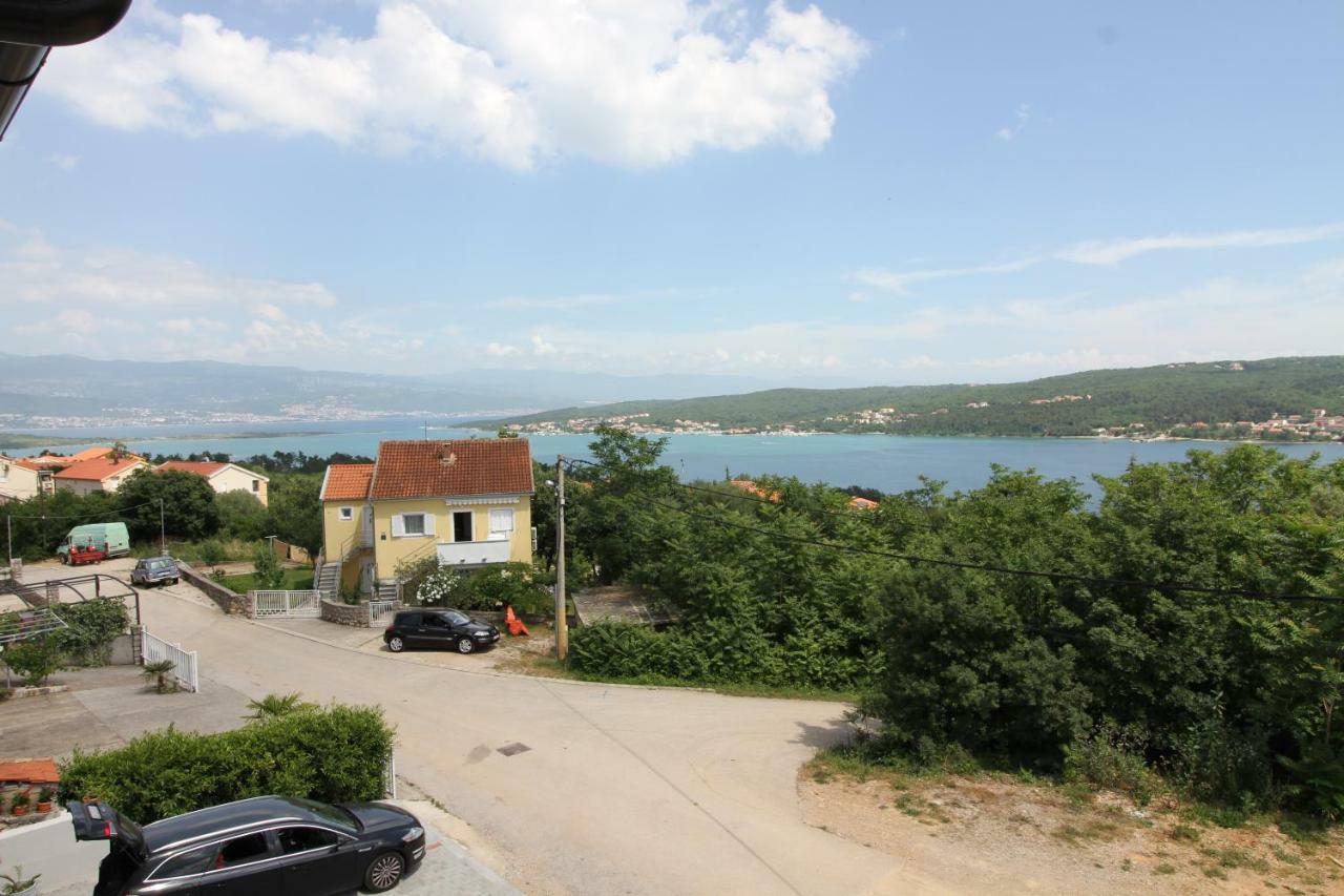 Apartments Klaudija Čižići Esterno foto